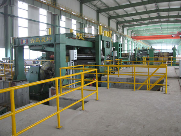 Anshan Delong specification is 2200mm*16mm longitudinal cutting production line to complete the installation and commissioning